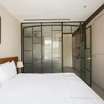 Upsuites Hotel 4*