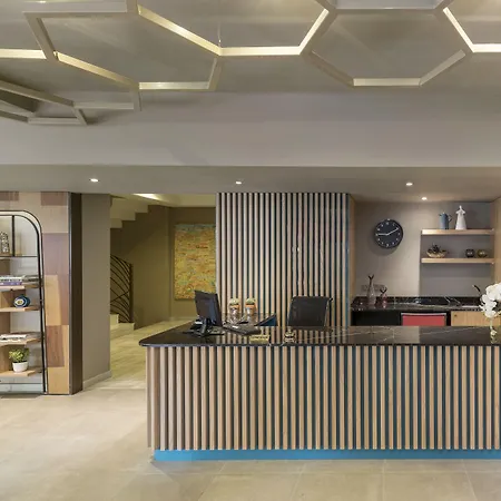 Upsuites Hotel