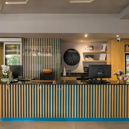 Upsuites Hotel 4*
