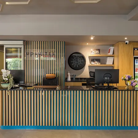 Upsuites Hotel