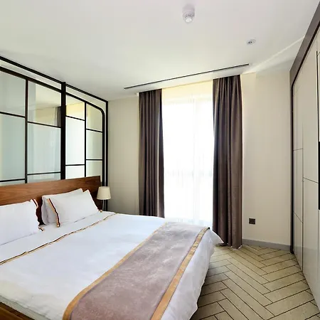 Upsuites מלון 4*