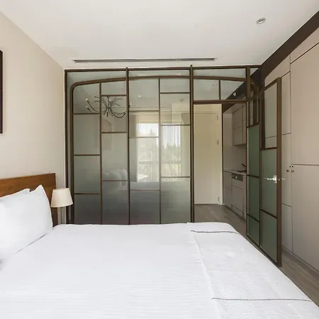 Upsuites מלון 4*