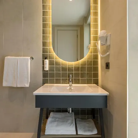 Upsuites 4* Stambuł