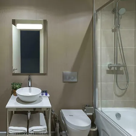Hotel Upsuites 4*